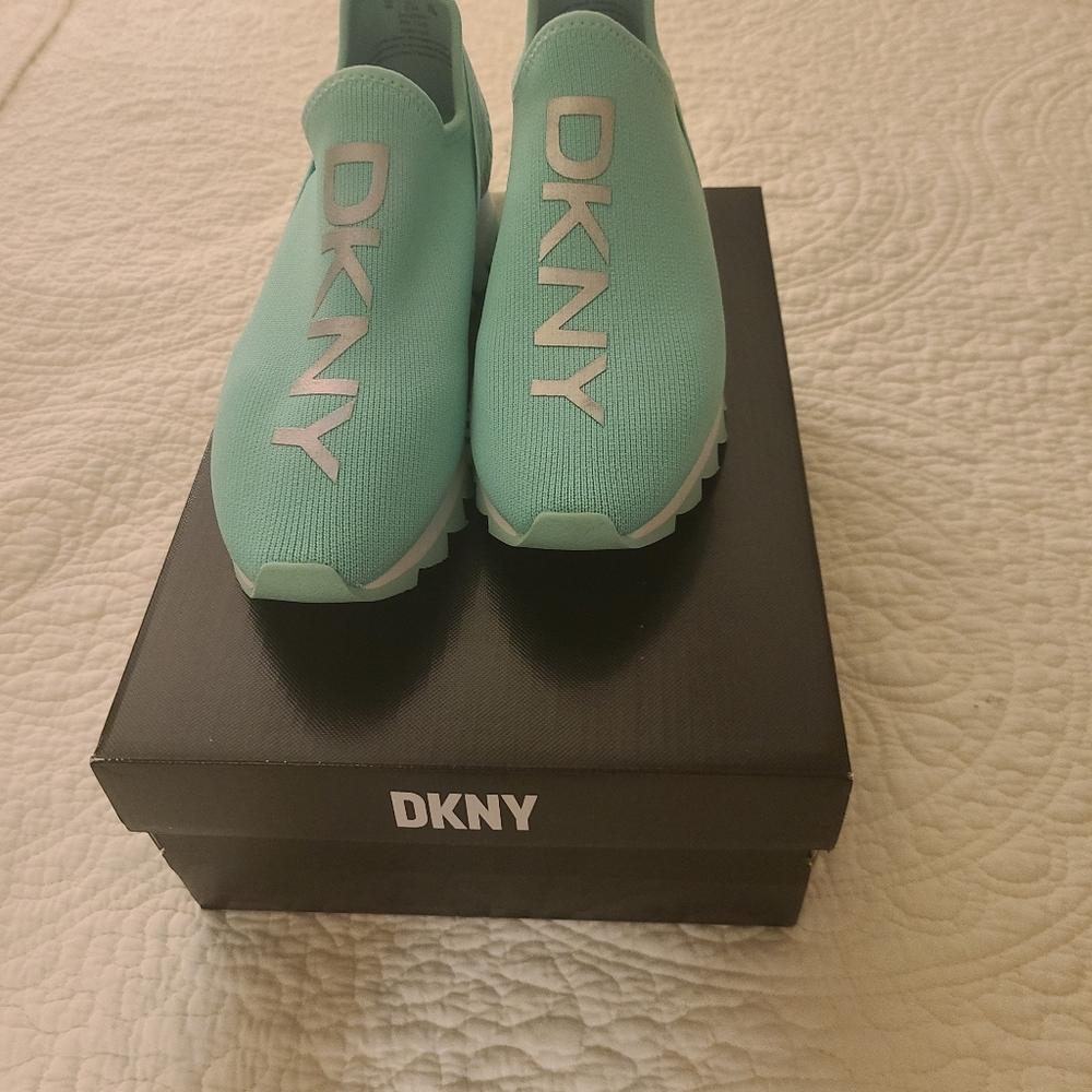 DKNY Shoes Athletic Style